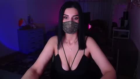 Snapshot of ashley__cooper__ chatting on 5, 12, 2024 Yasmina online show from 5, 12, 2024