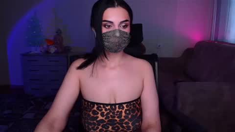 Snapshot of ashley__cooper__ chatting on 3, 1, 2025 Yasmina online show from 3, 1, 2025