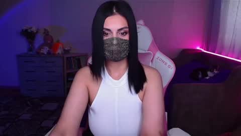 Snapshot of ashley__cooper__ chatting on 17, 2, 2025 Yasmina online show from 17, 2, 2025