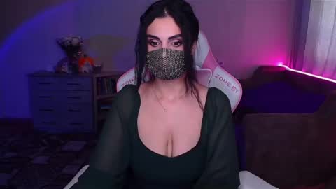 Snapshot of ashley__cooper__ chatting on 18, 2, 2025 Yasmina online show from 18, 2, 2025