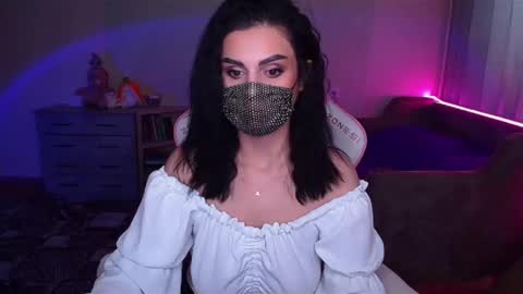 Snapshot of ashley__cooper__ chatting on 2, 3, 2025 Yasmina online show from 2, 3, 2025