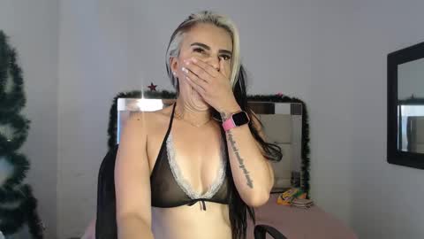 ashley__tylor online show from 4, 1, 2025