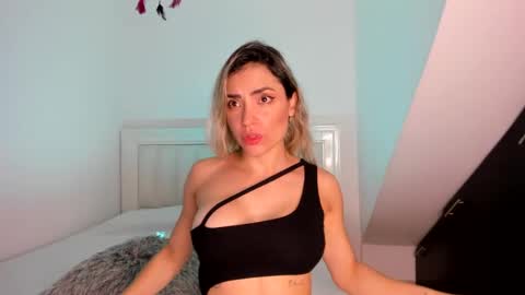 ashley_blair online show from 21, 2, 2025