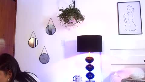 Ashleyy online show from 20, 5, 2026