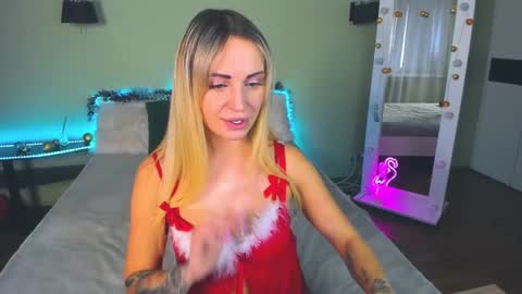 Alina online show from 25, 12, 2024