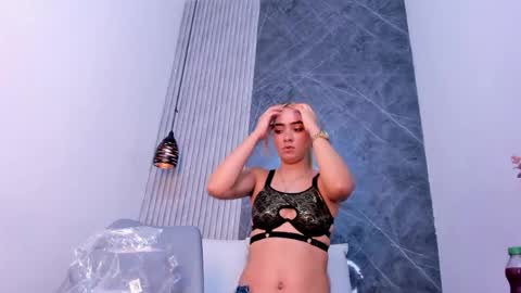 ashley_miller26 online show from 14, 5, 2026
