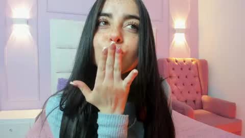 Snapshot of ashley_petit chatting on 28, 7, 2026 ashley_petit online show from 28, 7, 2026