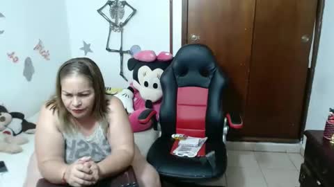 Snapshot of ashley_pink11 chatting on 21, 10, 2025 ashley pink11 online show from 21, 10, 2025