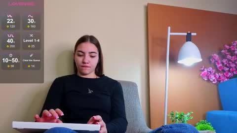 Snapshot of ashley_tempt chatting on 17, 10, 2025 Ashle online show from 17, 10, 2025