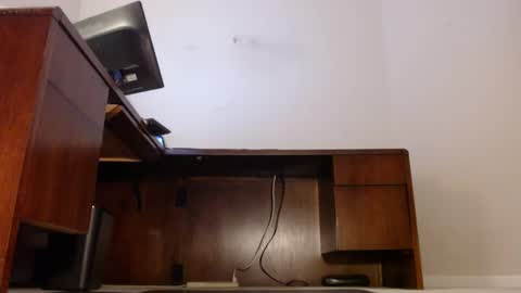 Snapshot of ashleyaki2000 chatting on 8, 1, 2025 Ashley Ann online show from 8, 1, 2025