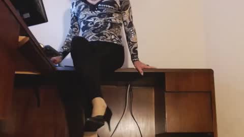 Snapshot of ashleyaki2000 chatting on 16, 1, 2025 Ashley Ann online show from 16, 1, 2025