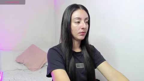 Ashley online show from 8, 11, 2025