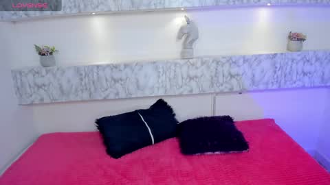 ashleycooper online show from 28, 12, 2024