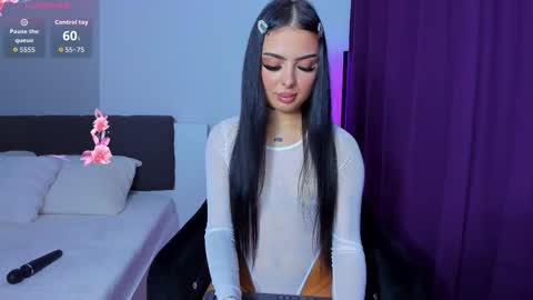 Snapshot of ashleyetthen chatting on 7, 10, 2025 AshleyEtthen online show from 7, 10, 2025