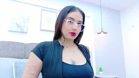 Ashley Evans online show from 22, 9, 2025