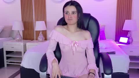 Ashley  online show from 5, 11, 2025