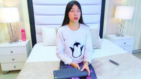 AshleyRoberh online show from 27, 5, 2026