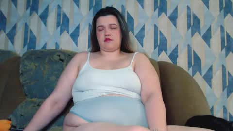Snapshot of ashleyrosee_ chatting on 6, 10, 2025 Anite online show from 6, 10, 2025