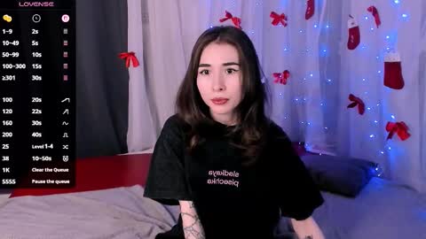 Snapshot of ashleytoxic chatting on 6, 1, 2026 Ashley online show from 6, 1, 2026