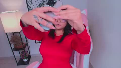 Ashleyy18   online show from 20, 6, 2026