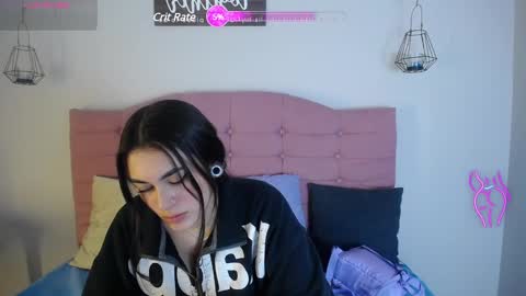 Snapshot of ashleyy_ls chatting on 1, 3, 2025 kylie online show from 1, 3, 2025