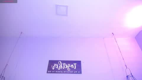 Snapshot of ashleyy_ls chatting on 10, 3, 2025 kylie online show from 10, 3, 2025