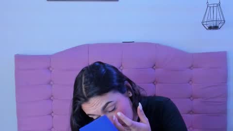 Snapshot of ashleyy_ls chatting on 15, 10, 2025 kylie online show from 15, 10, 2025