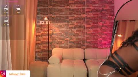 Ashley Fox online show from 16, 11, 2025