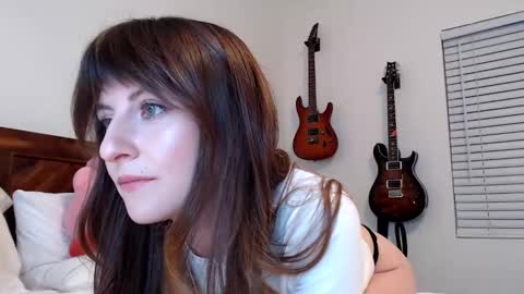 Ashley Love online show from 8, 11, 2025