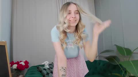 Snapshot of ashly_cherry chatting on 27, 3, 2026 ashly_cherry online show from 27, 3, 2026