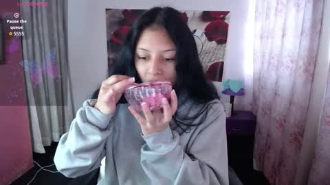 Snapshot of ashly_little2 chatting on 12, 9, 2025 Ashly online show from 12, 9, 2025