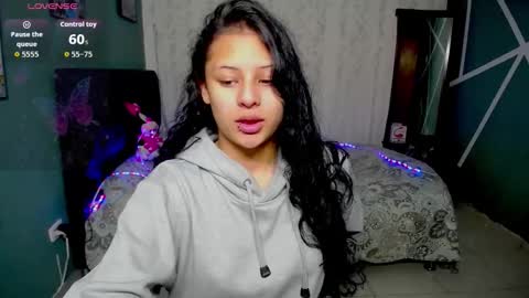 Snapshot of ashly_little2 chatting on 18, 10, 2025 Ashly online show from 18, 10, 2025
