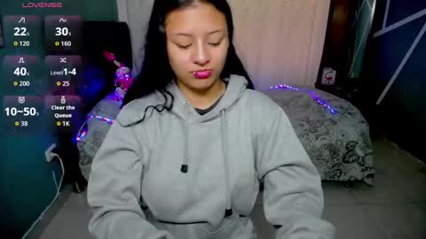 Snapshot of ashly_little2 chatting on 22, 10, 2025 Ashly online show from 22, 10, 2025