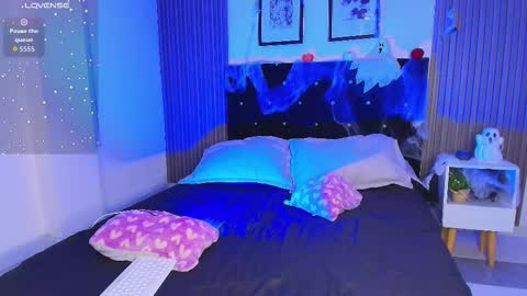 Snapshot of ashlycarteer chatting on 10, 10, 2025    online show from 10, 10, 2025