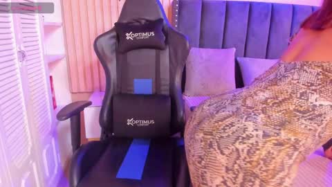 ashlye_miller_ online show from 1, 3, 2025