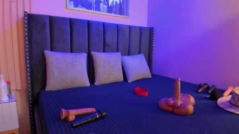 ashlye_miller_ online show from 11, 9, 2025