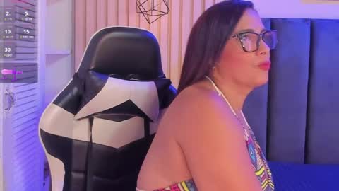 ashlye_miller_ online show from 30, 4, 2026
