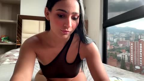 Ashly Rouxx online show from 30, 4, 2026