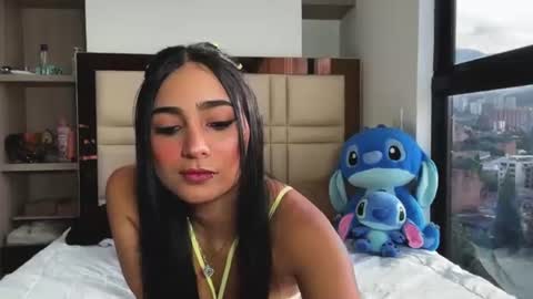 Ashly Rouxx online show from 23, 6, 2026