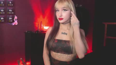Snapshot of ashmila chatting on 1, 2, 2025 Mila online show from 1, 2, 2025