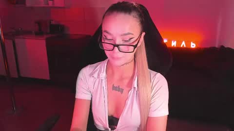 Mila online show from 15, 5, 2026