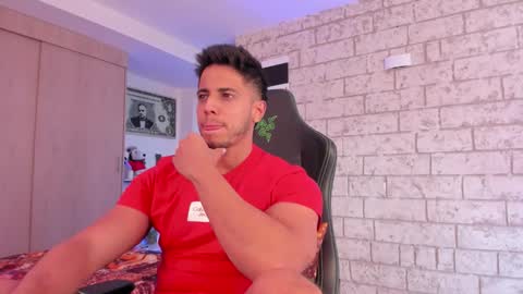 Snapshot of ashton_coleman_ chatting on 18, 1, 2026 my name real is camilo online show from 18, 1, 2026