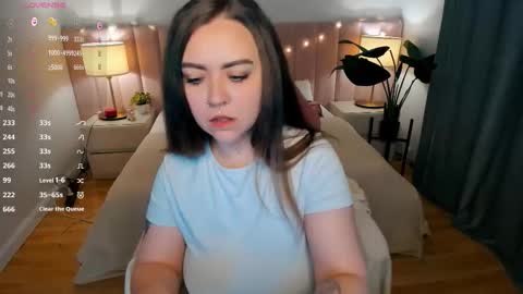 Your girlfriend online show from 7, 10, 2025