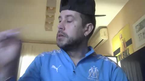 ashtrayguy online show from 11, 1, 2026