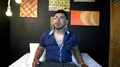 Snapshot of ashwin_koch chatting on 3, 3, 2026 ashwin_koch online show from 3, 3, 2026