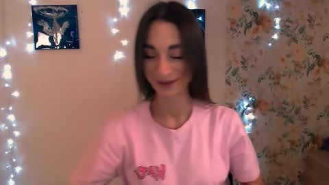 asia_n_ online show from 4, 12, 2025