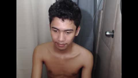 Snapshot of asian_ainsley69 chatting on 20, 4, 2026 asian_ainsley69 online show from 20, 4, 2026