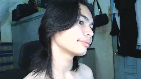 asian_babyboi online show from 14, 12, 2025