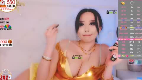 Snapshot of asian_gf chatting on 1, 1, 2025 usually start stream about 10 pm PST 1 am EST online show from 1, 1, 2025