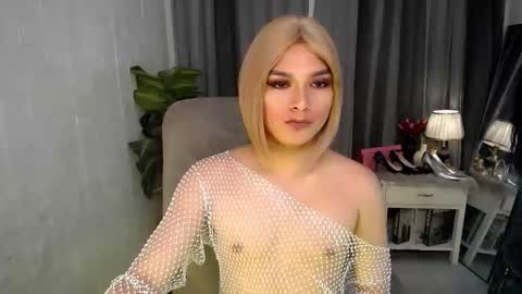 asian_handsomexx online show from 16, 4, 2026